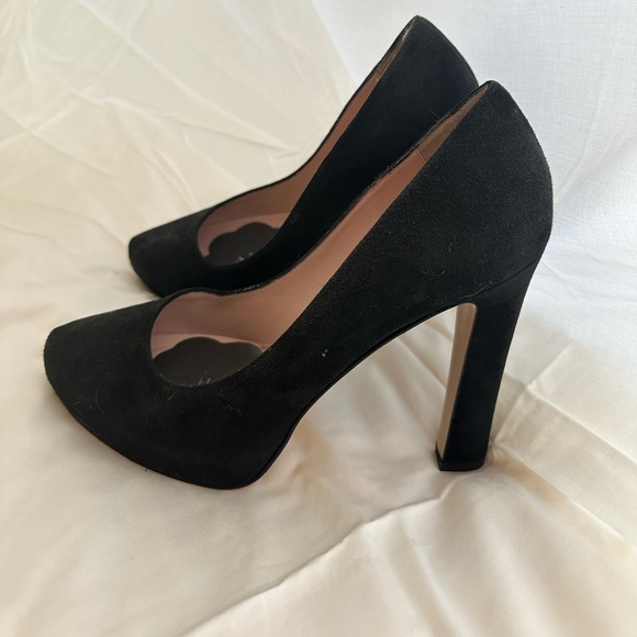Kate Spade Suede Black Pumps size 8.5 - Picture 2 of 6